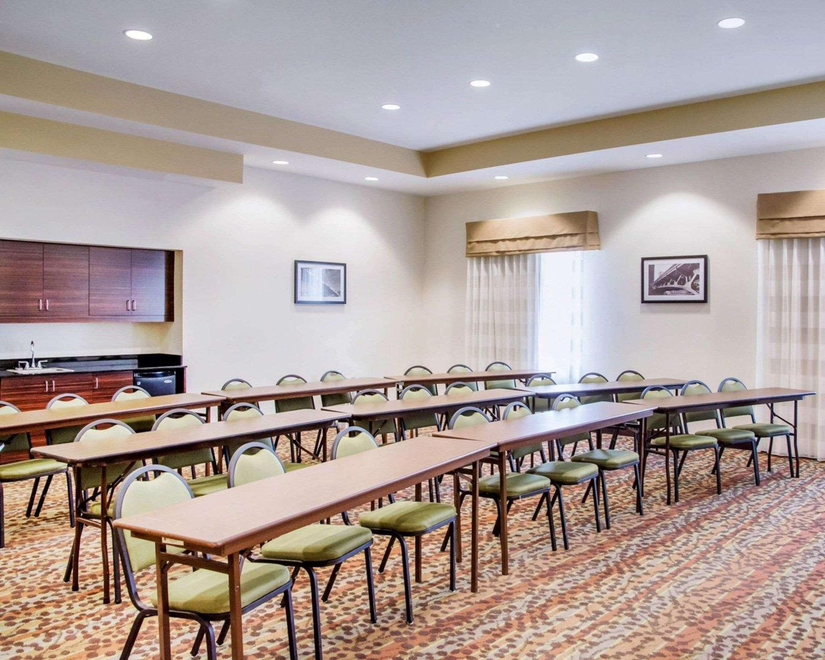 Sleep Inn & Suites Parkersburg Buitenkant foto